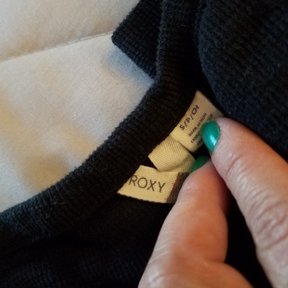 Roxy - Picture 2 of 2